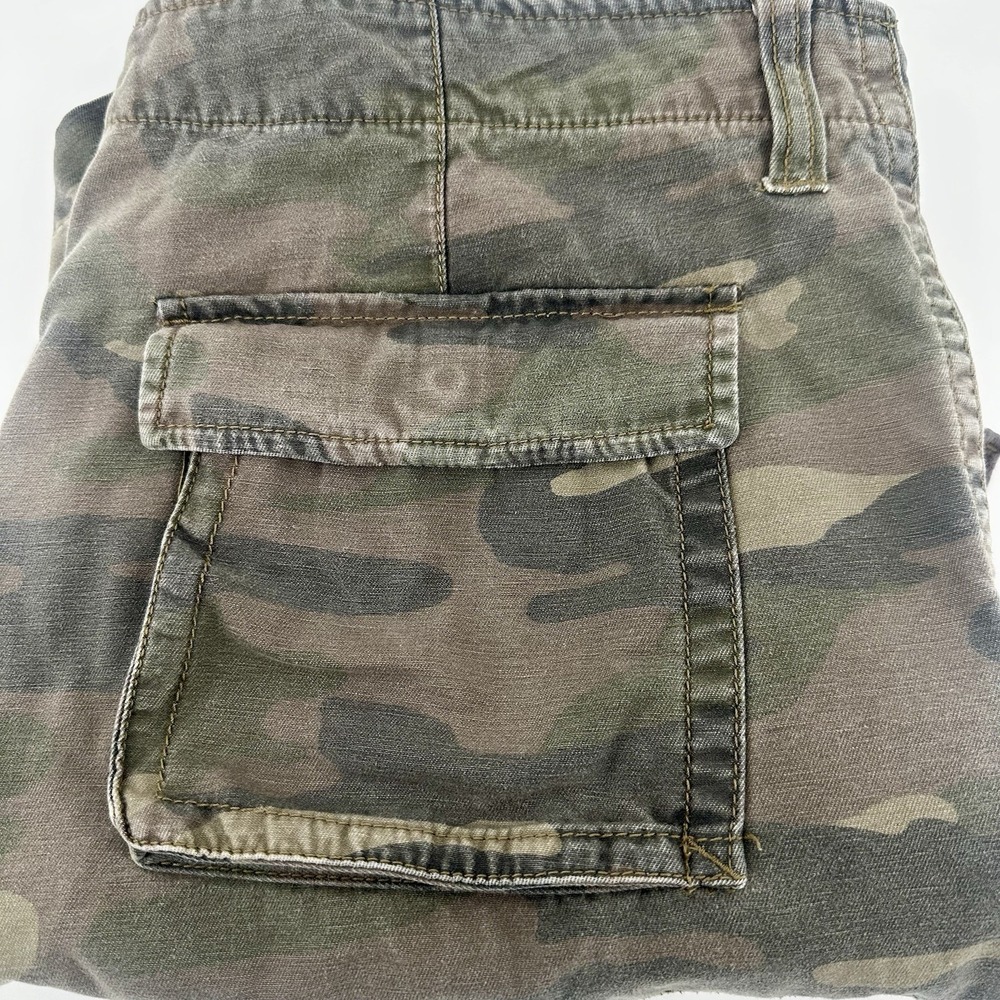 Y2K Mens Camo Cargo Shorts 36 Baggy Street Wear Utility Faded Glory Paratrooper